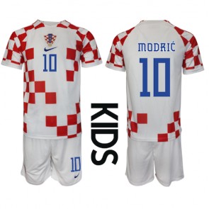 Kroatien Luka Modric #10 Hemmaställ Barn VM 2022 Kortärmad (+ Korta byxor)